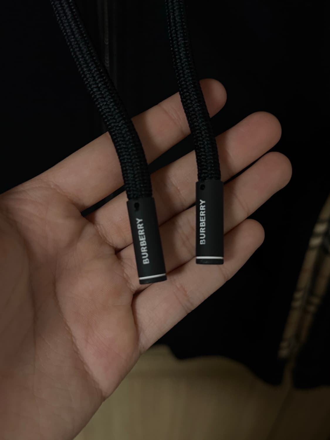 버버리 체크 패턴 코튼 후드집업 블랙  상품이미지3