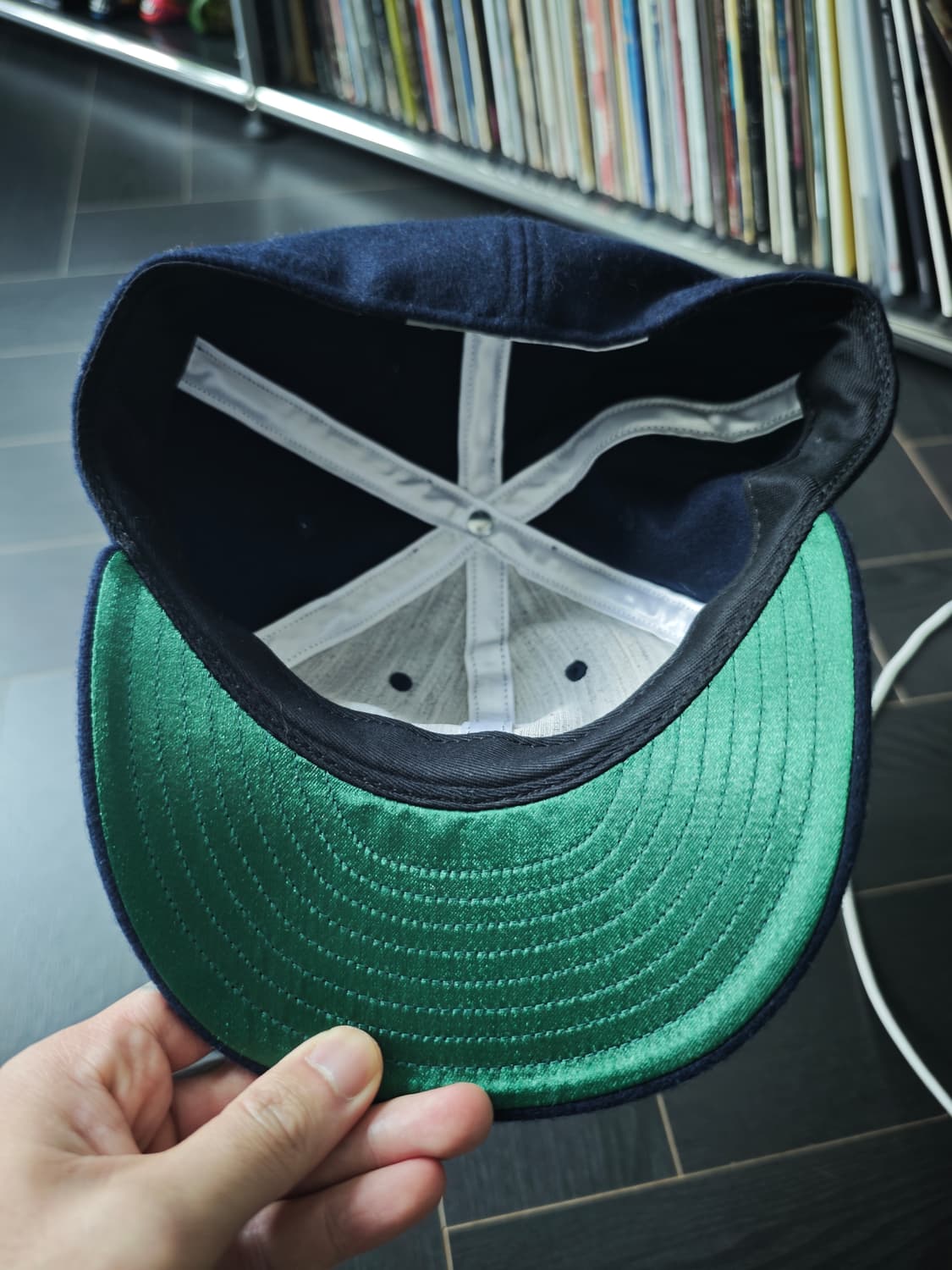 이벳필드 고양이 자수 울캡 상품이미지4