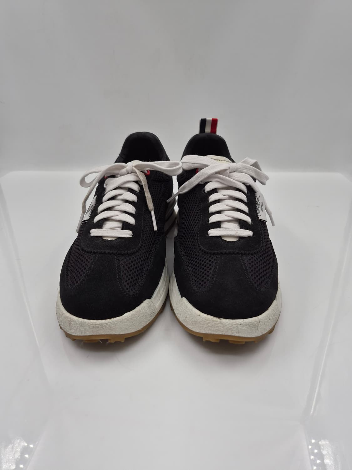 톰브라운 테크러너 스니커즈 상품이미지1