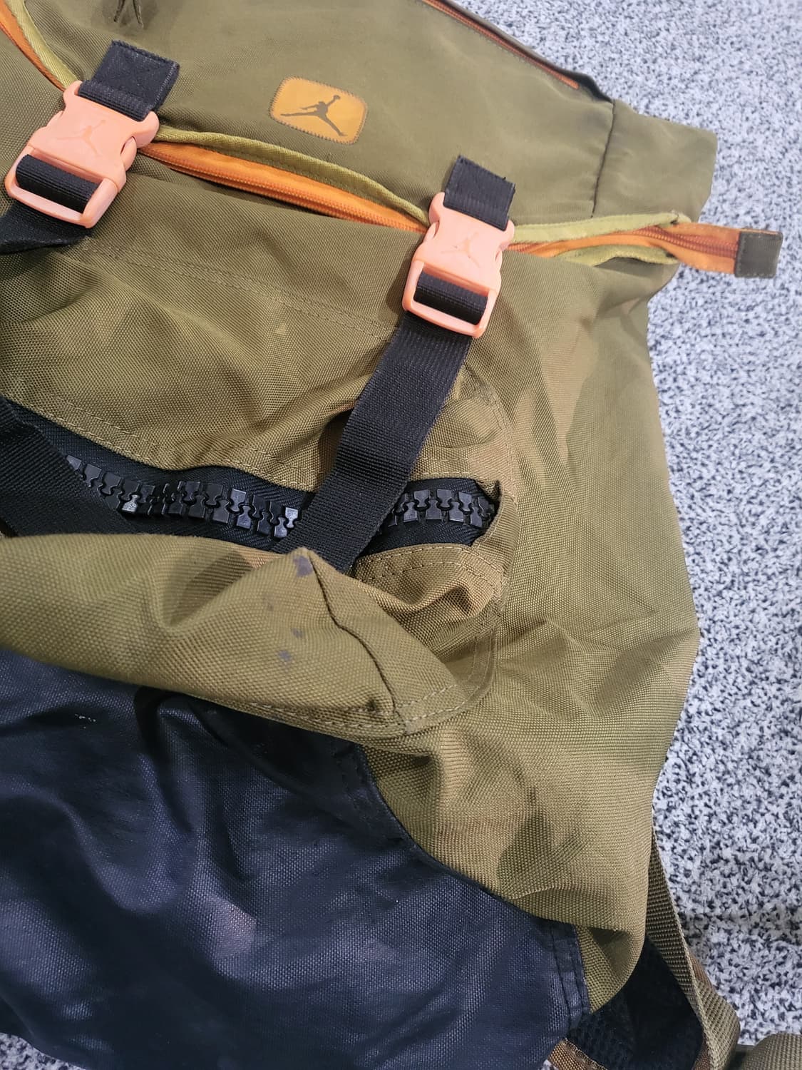 조던 브라운 컬러 백팩 상품이미지5