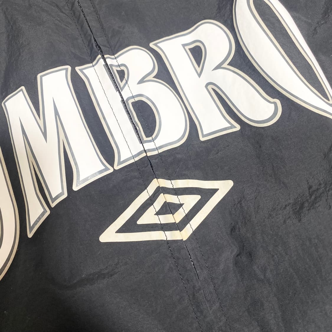 엄브로 바람막이 자켓 2XL 상품이미지5