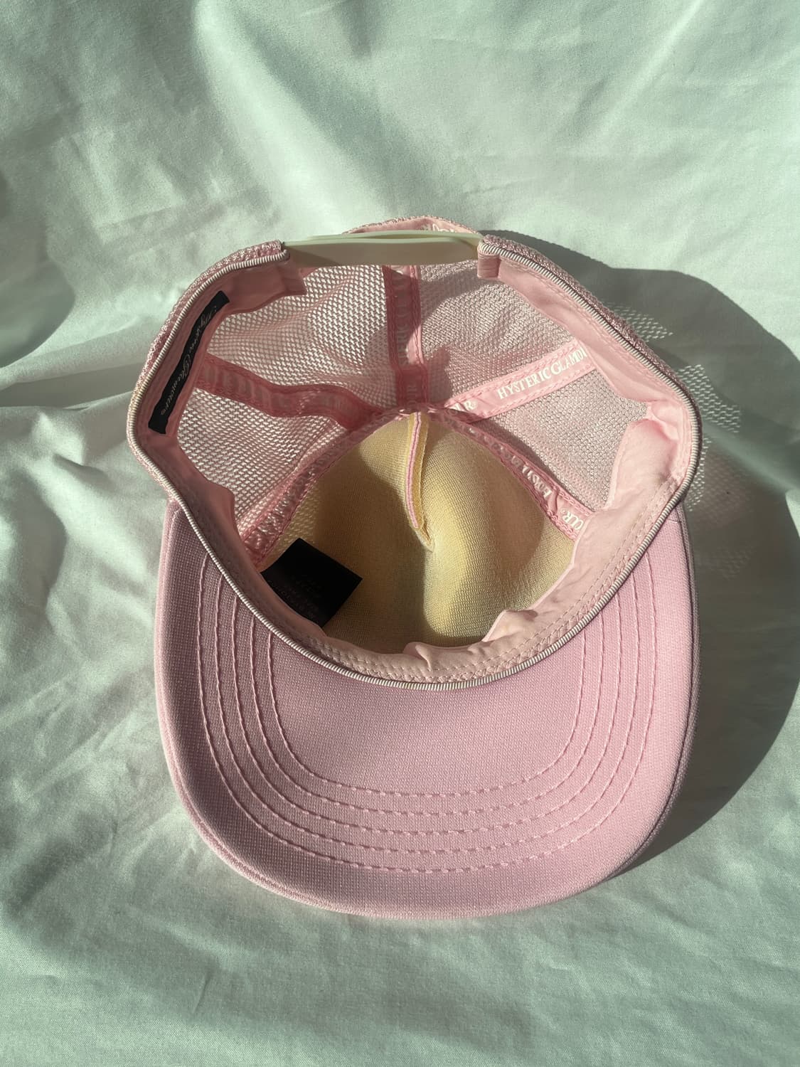히스테릭 글래머 아카이브 퍽베어 딸기우유 베이비핑크 색 메쉬 캡 모자 상품이미지4