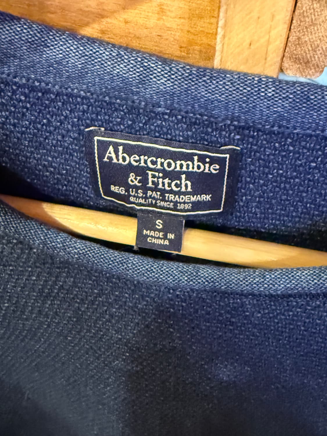 아베크롬비 네이비 니트 상품이미지2