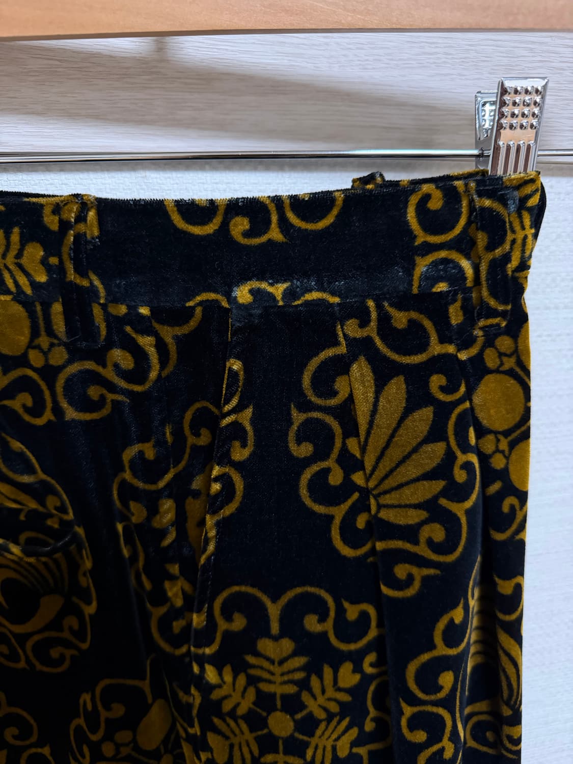 사스콰치패브릭스 벨벳 팬츠 상품이미지3