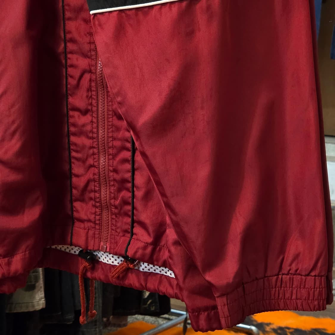 JPN 케파 올드스쿨 레드 배색 바람막이 상품이미지5