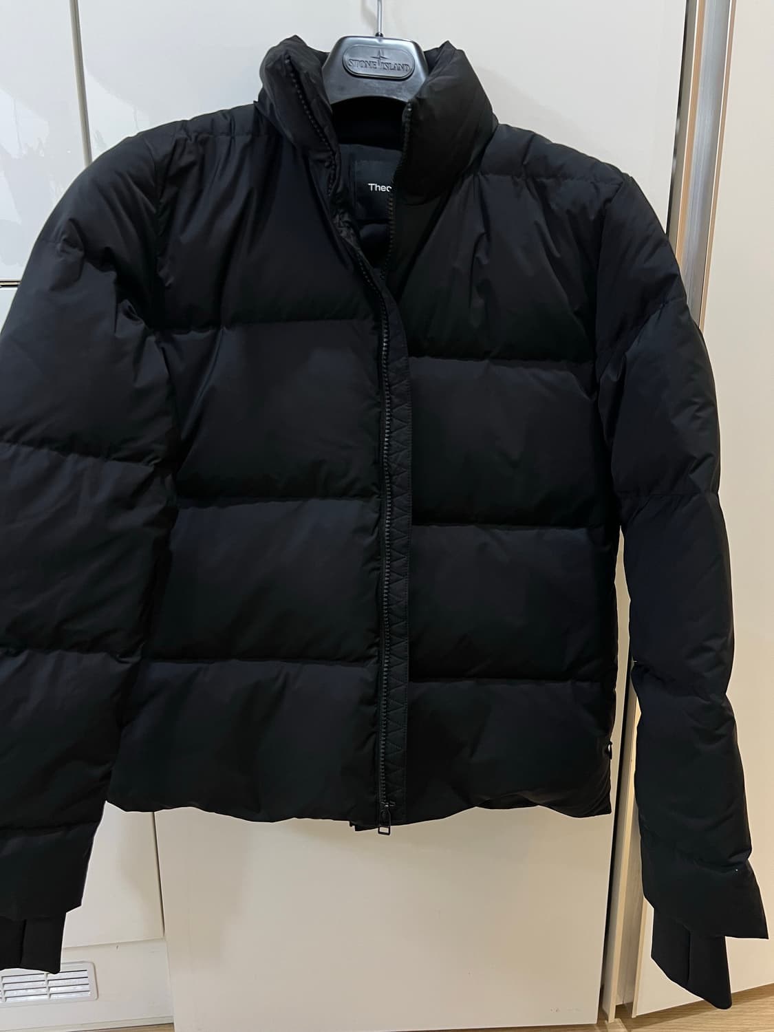 24fw 띠어리 여성푸퍼패딩 (새상품급) 상품이미지1