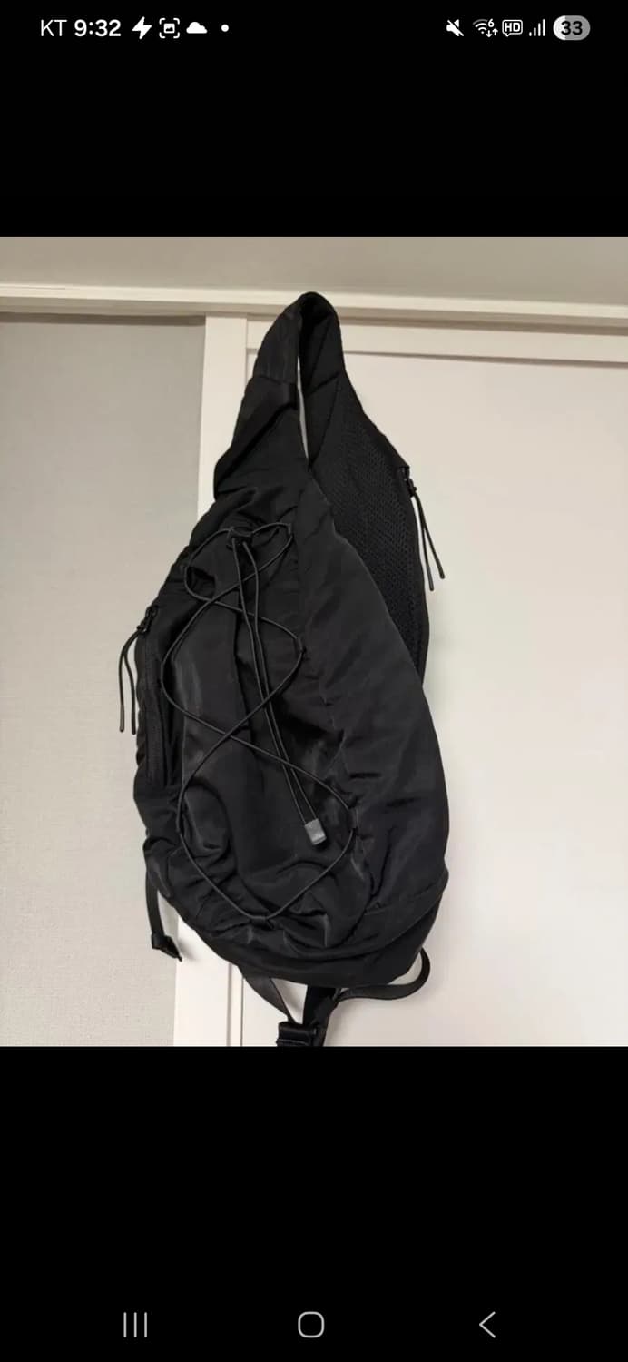 (상태양호)CP컴퍼니 크로스바디 럭색 블랙 가방 판매합니다 상품이미지1