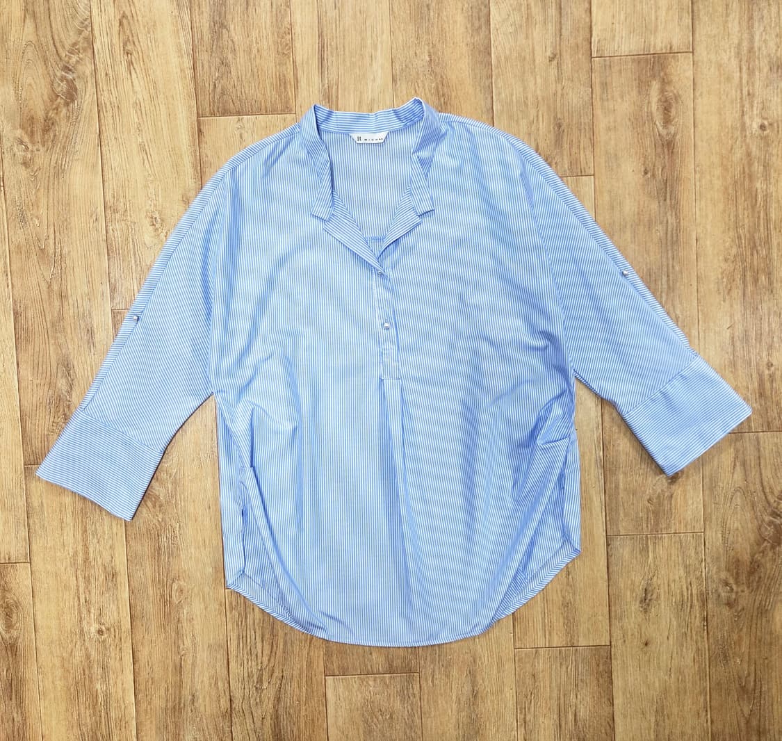 잇미샤(it michaa) 스트라이프 진주버튼 셔츠 55-66 새상품 상품이미지4