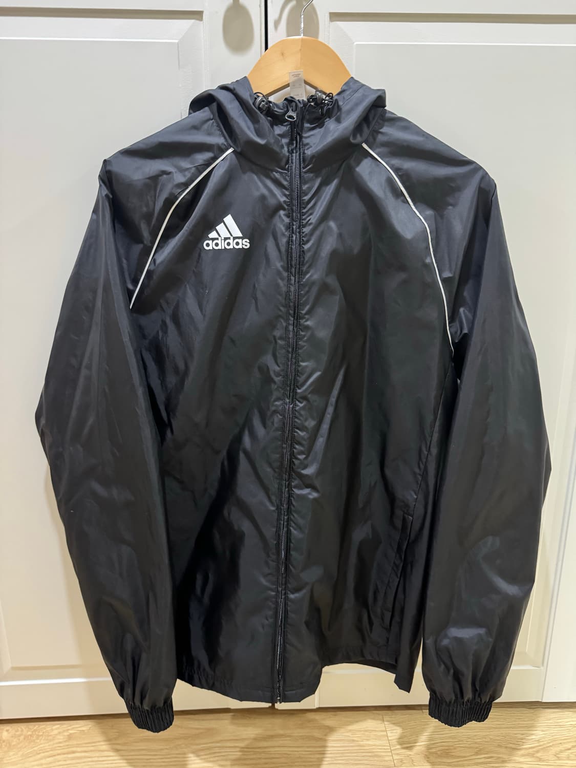 아디다스 바람막이 상품이미지1