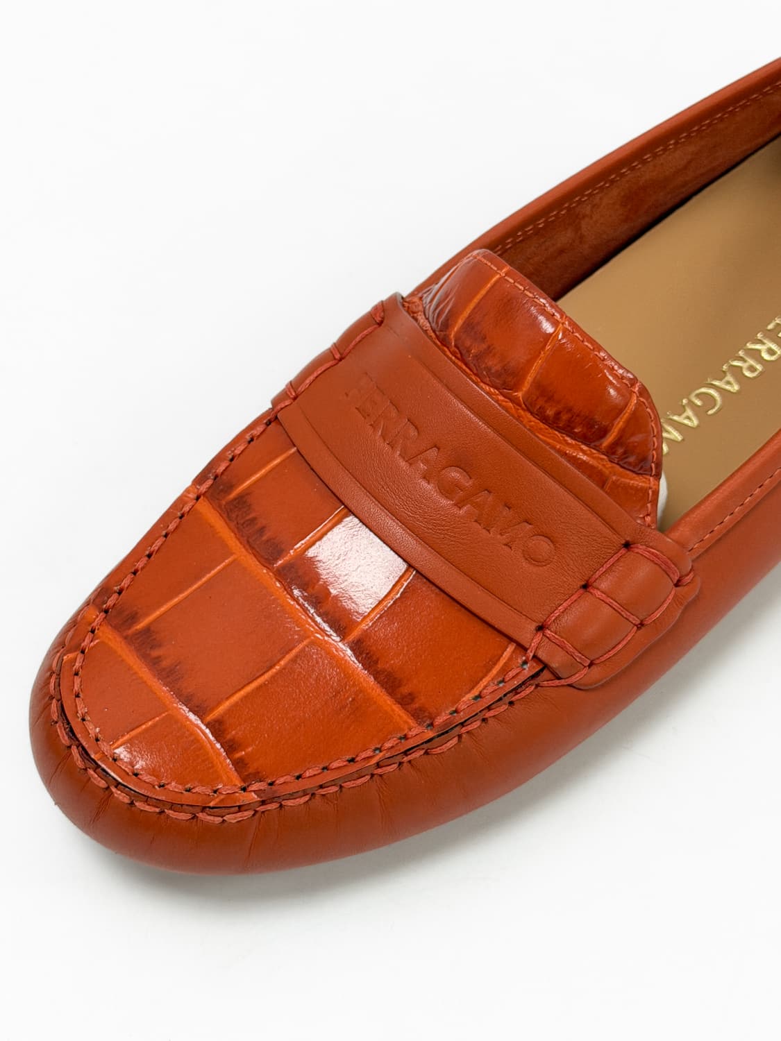 페라가모 크로코 엠보스드 레더 드라이빙 슈즈 상품이미지3