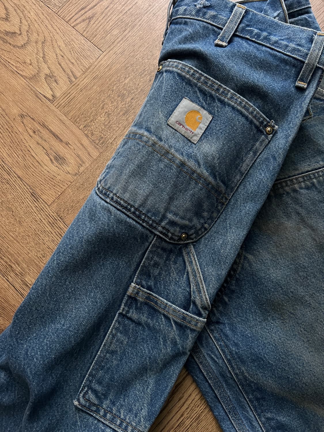 [34]칼하트 Made in USA 더티워싱 더블니 워크 데님 팬츠 상품이미지7