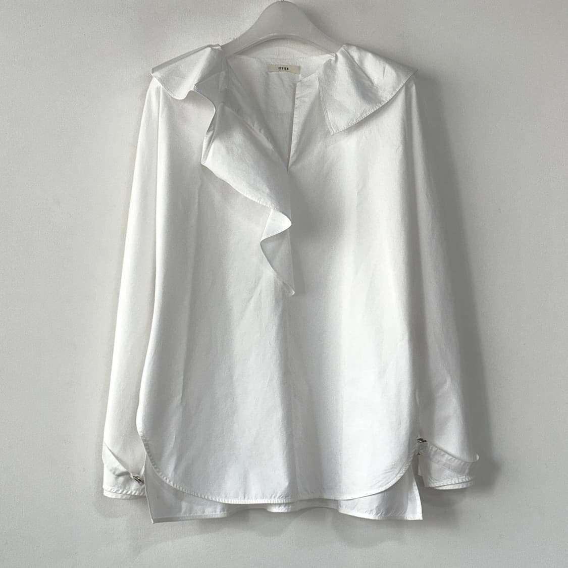 한섬 시스템 러플 블라우스 셔츠 상품이미지1