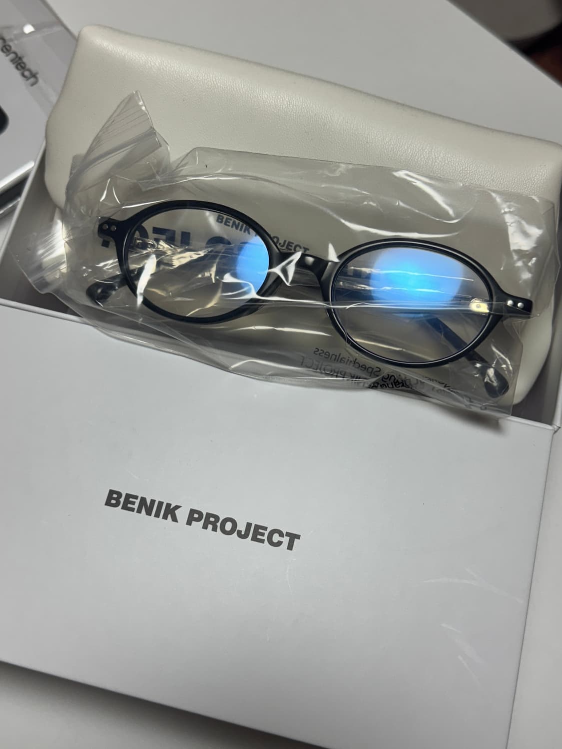 새상품) 비니크 프로젝트 안경 블랙 MEW C1 BLACK 상품이미지6