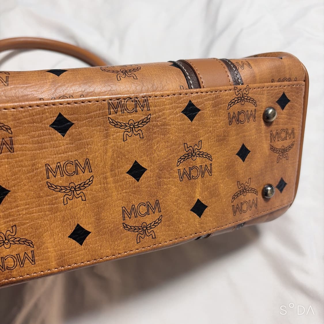 MCM 엠씨엠 로고 프린팅 토트백 상품이미지5