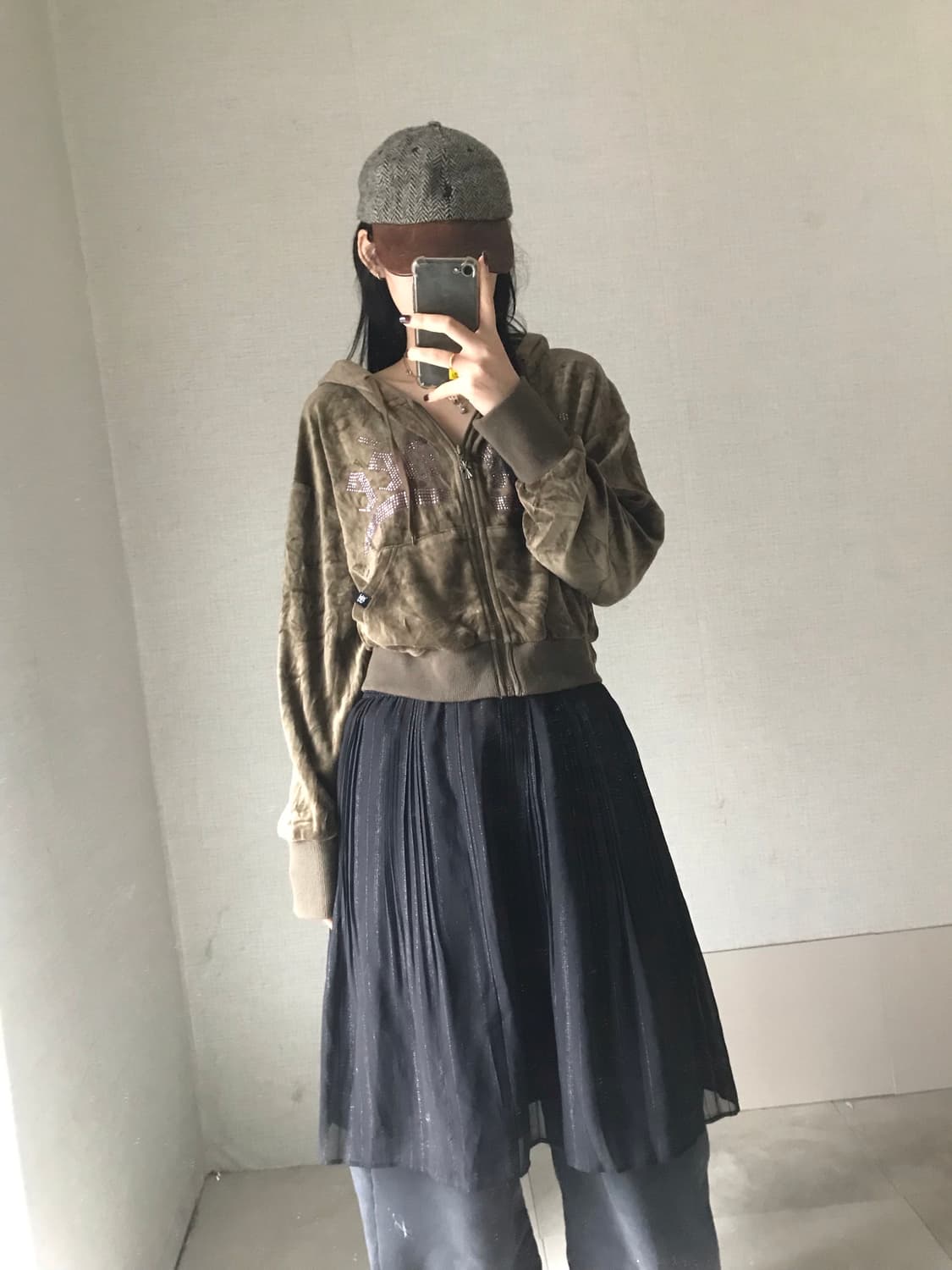배디 카키 벨벳 큐빅 후드집업 상품이미지3