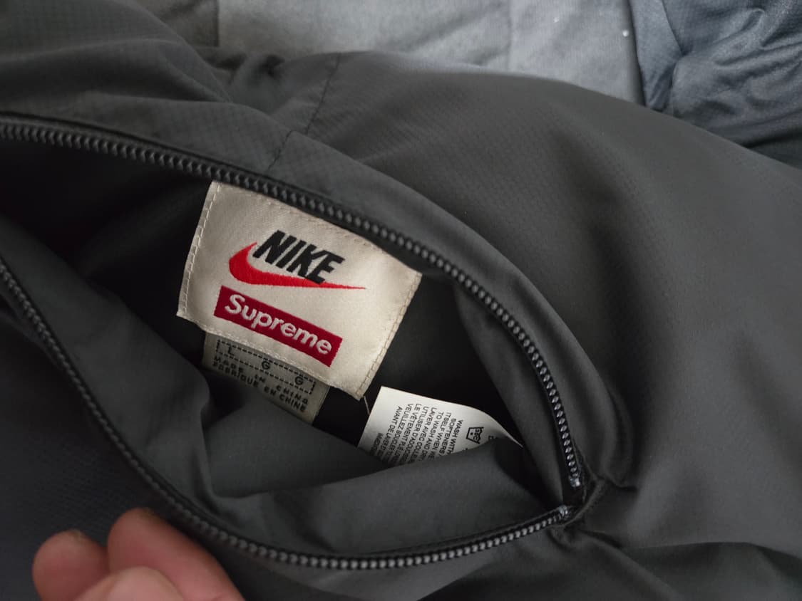 슈프림x나이키 리버시블 퍼피자켓  상품이미지3