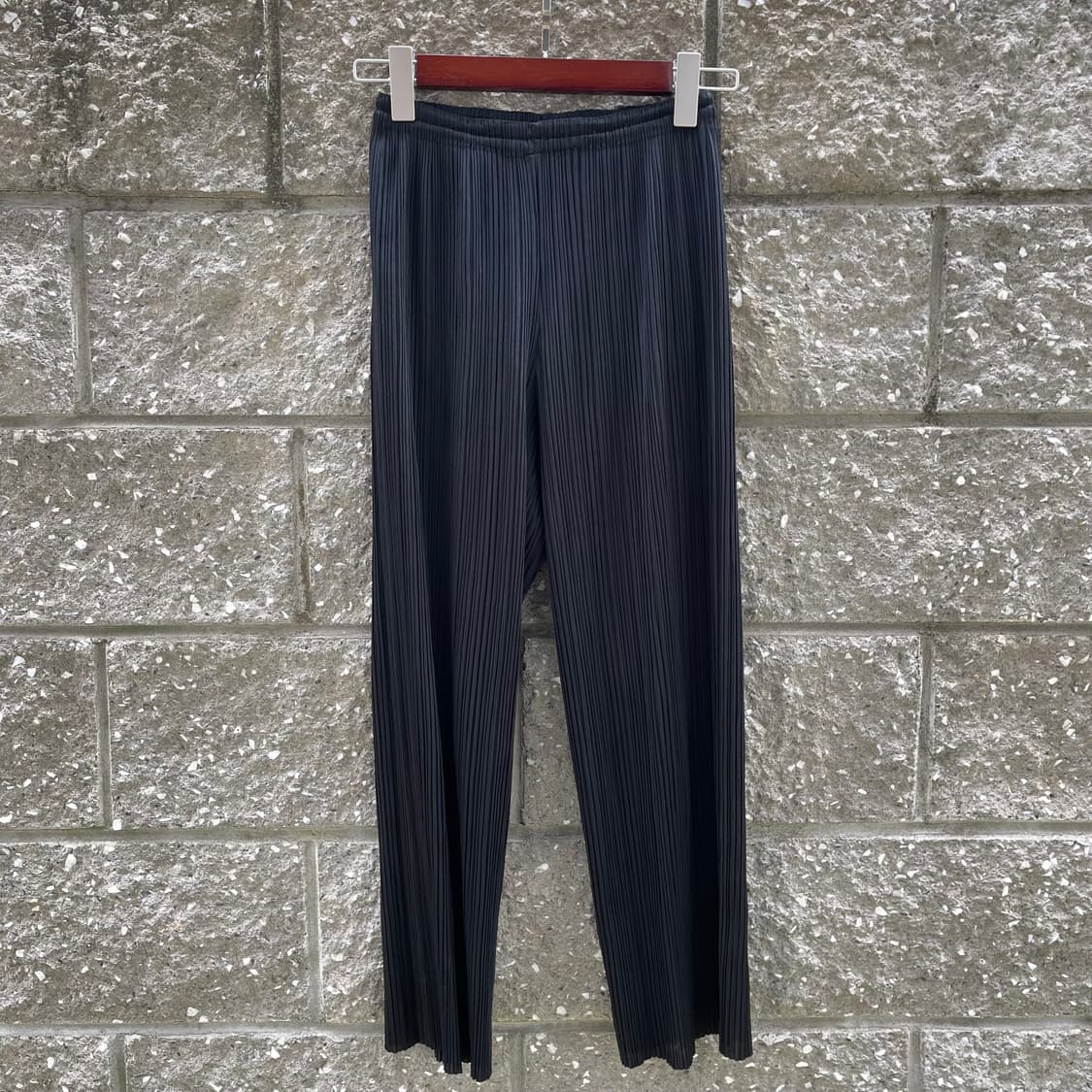 [L] ISSEY MIYAKE 블랙 여성 팬츠 상품이미지1