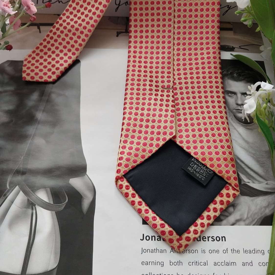 아쿠아스큐텀 실크 핑크 도트 넥타이 8.6cm A+등급 K1609
 상품이미지8