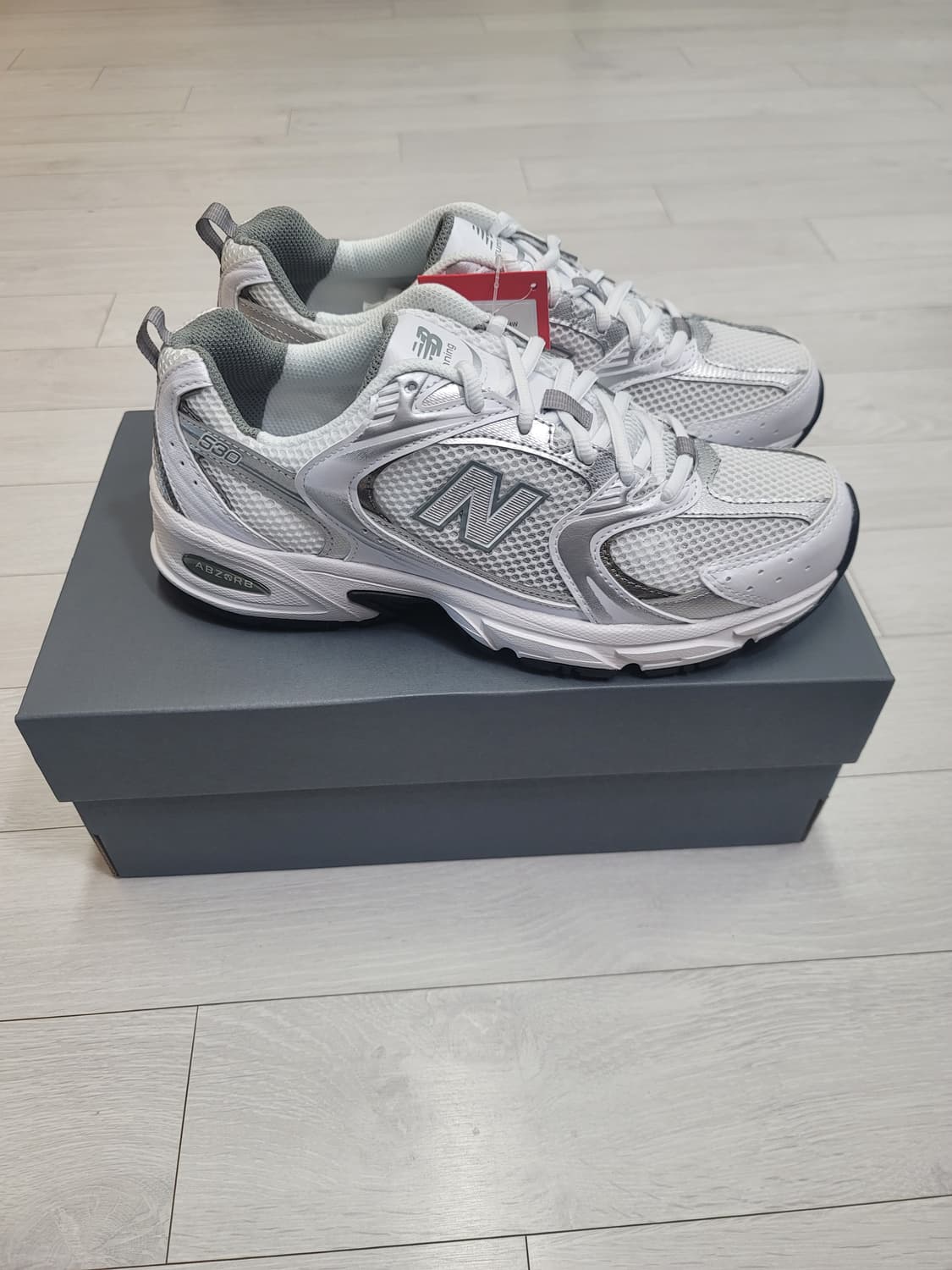 (260)뉴발란스 530 화이트 실버[대전 직거래도 가능] 상품이미지6