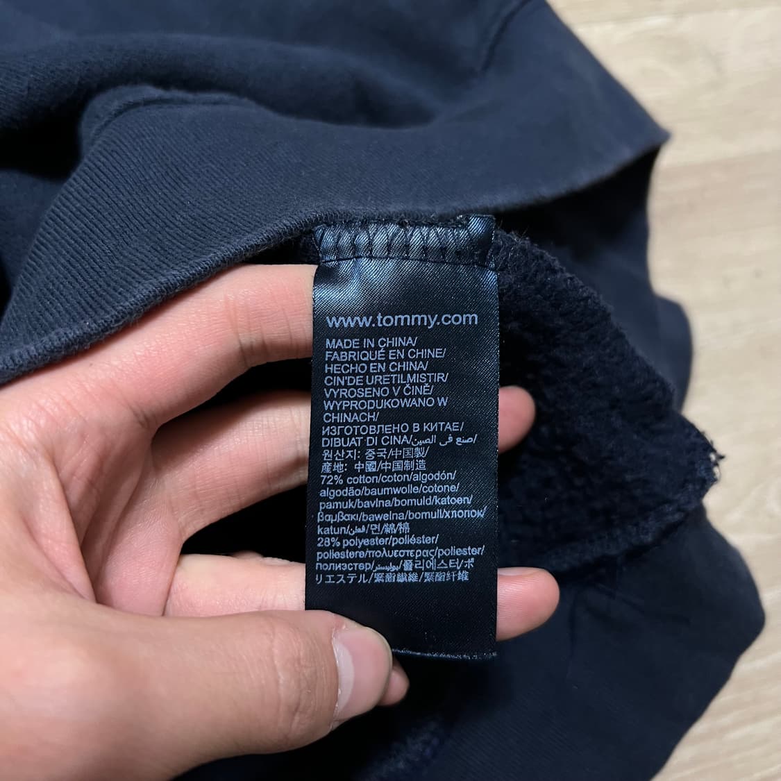 타미힐피거 스몰플래그 기모 맨투맨 크루넥 티셔츠 [네이비] L/100 상품이미지6