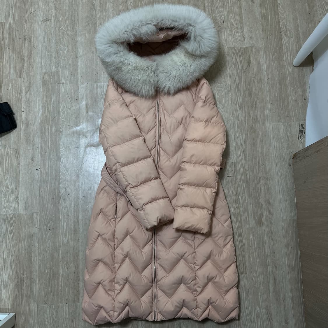 듀엘 여성 덕다운 폭스퍼 트렌치 롱패딩 66  상품이미지1