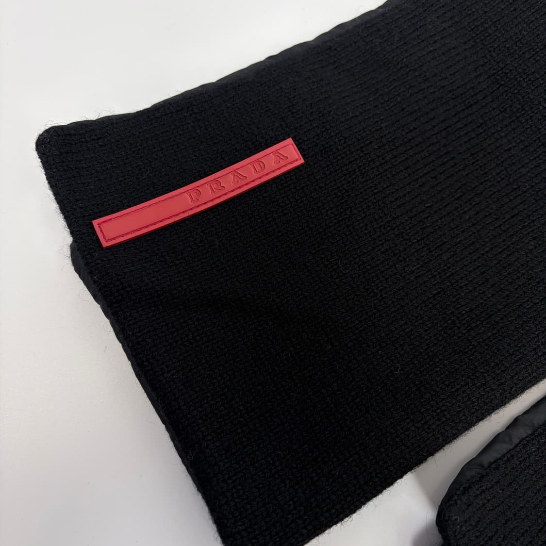 프라다 스포츠 포켓 리버시블 양면 울 나일론 머플러 목도리 상품이미지2