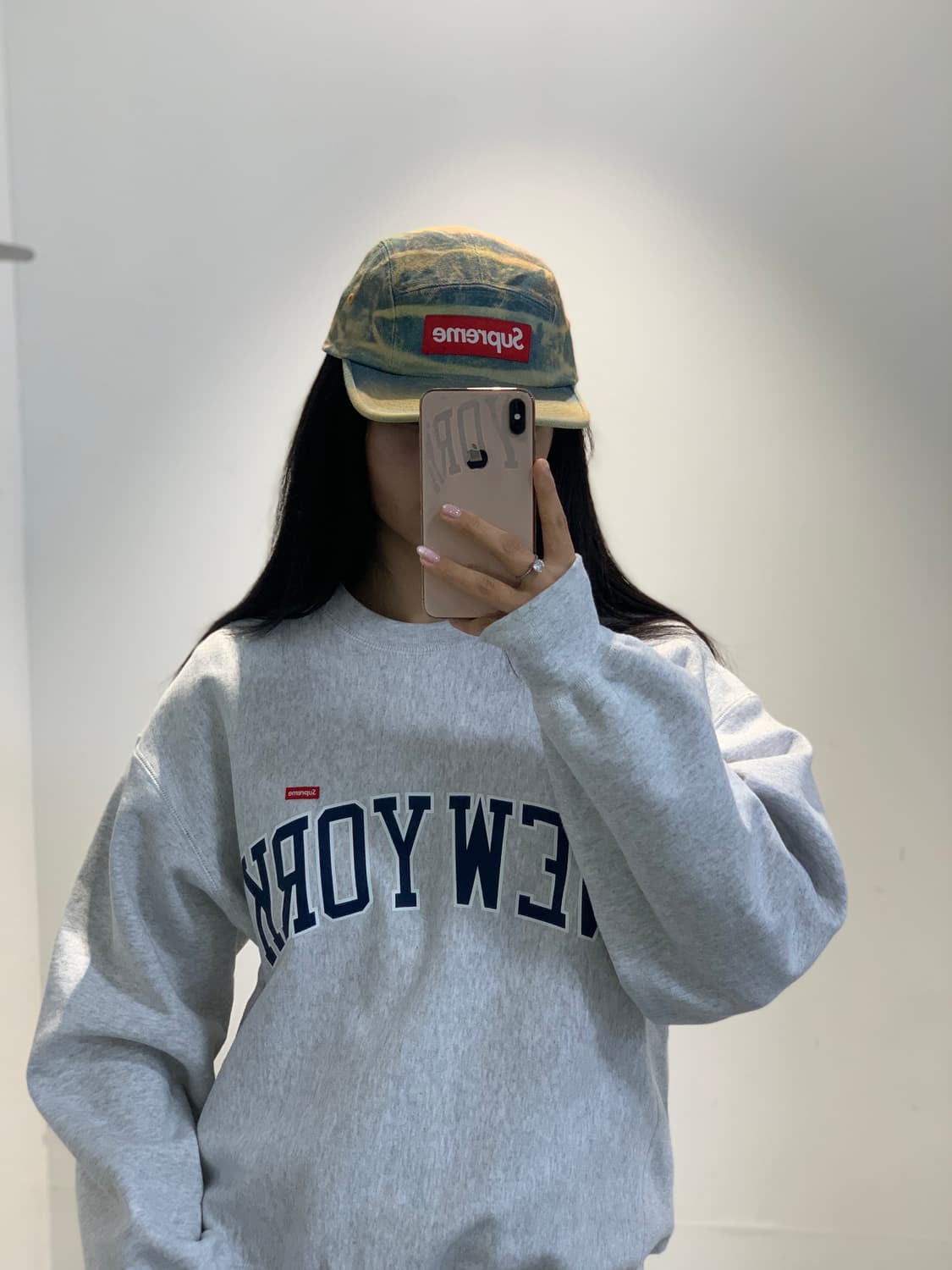 Supreme New York Arc Logo Crewneck 상품이미지4