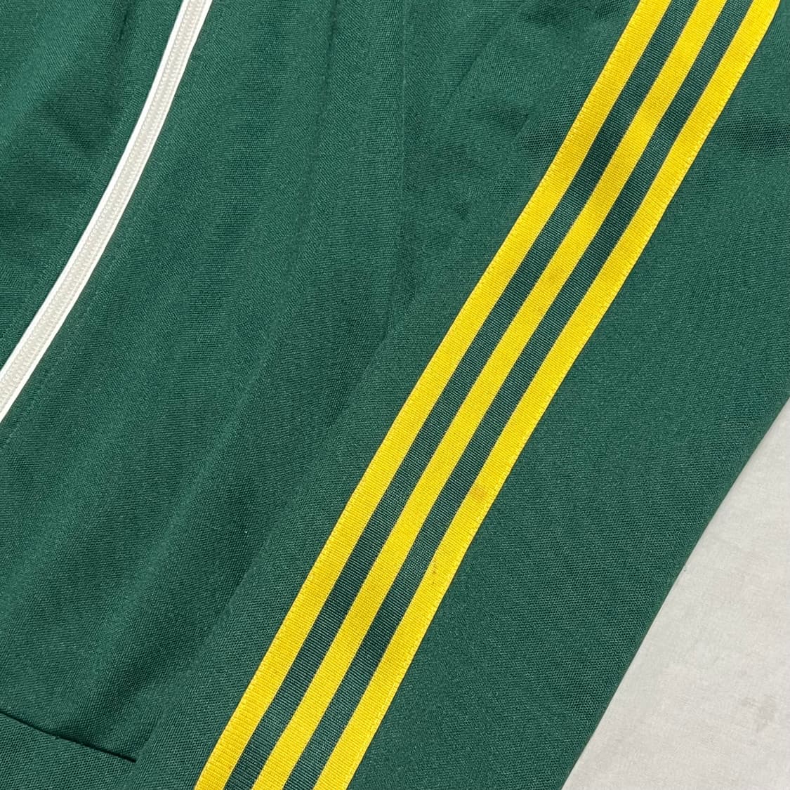 M 00’s 아디다스 그린 옐로우 라인 트랙탑 상품이미지5