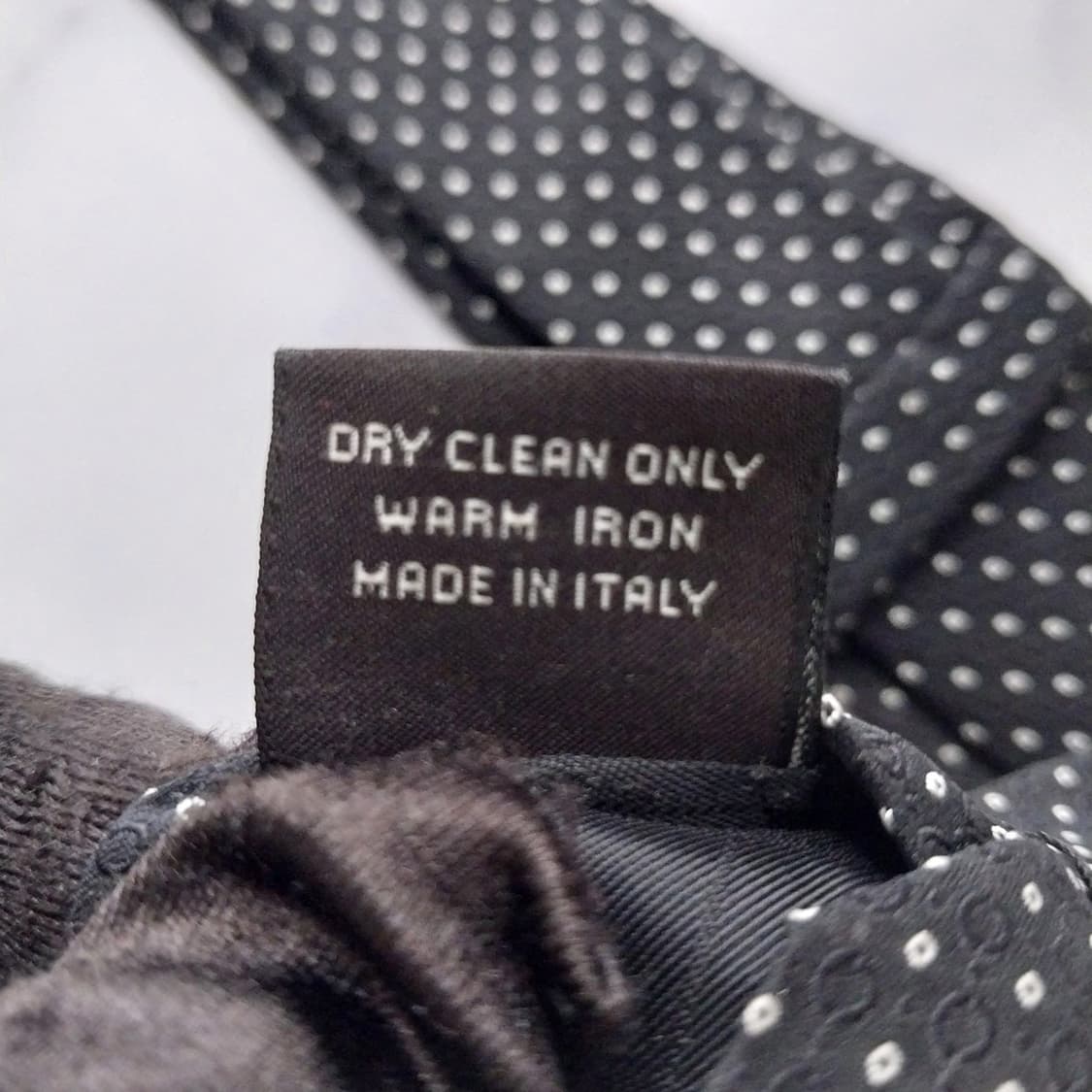 제냐 실크 블랙 마이크로 도트 넥타이 6.2cm A+등급 K1622
 상품이미지9