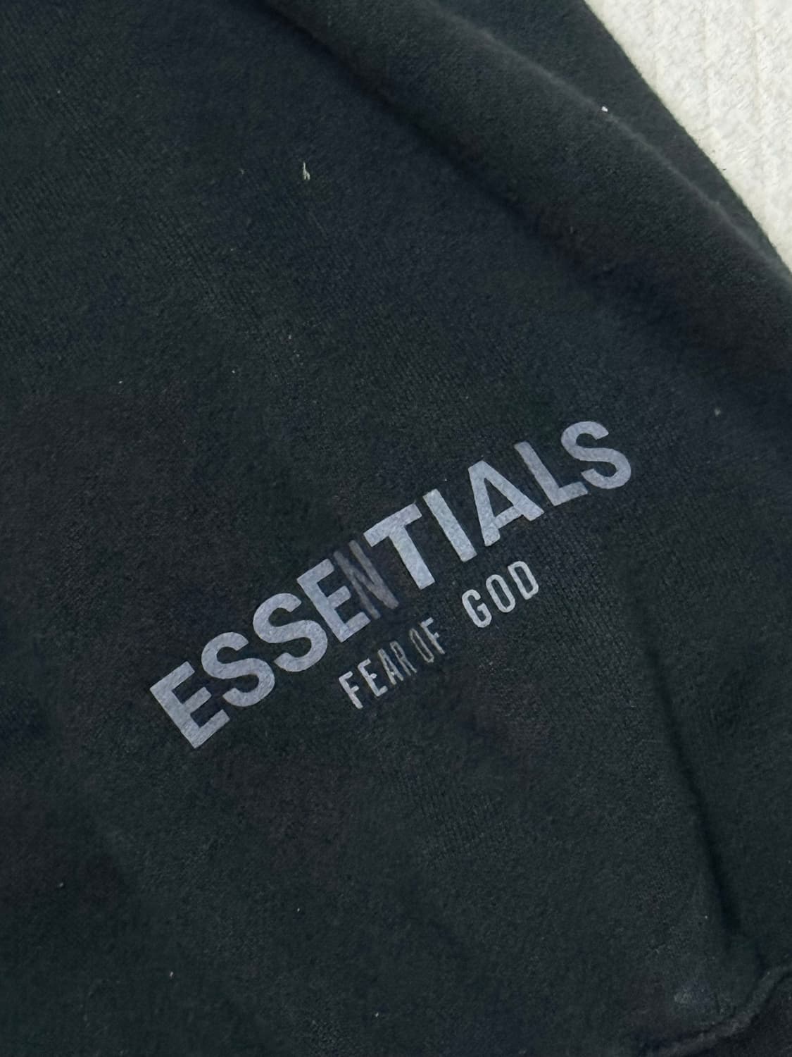 이센셜 맨투맨 블랙 L 상품이미지2