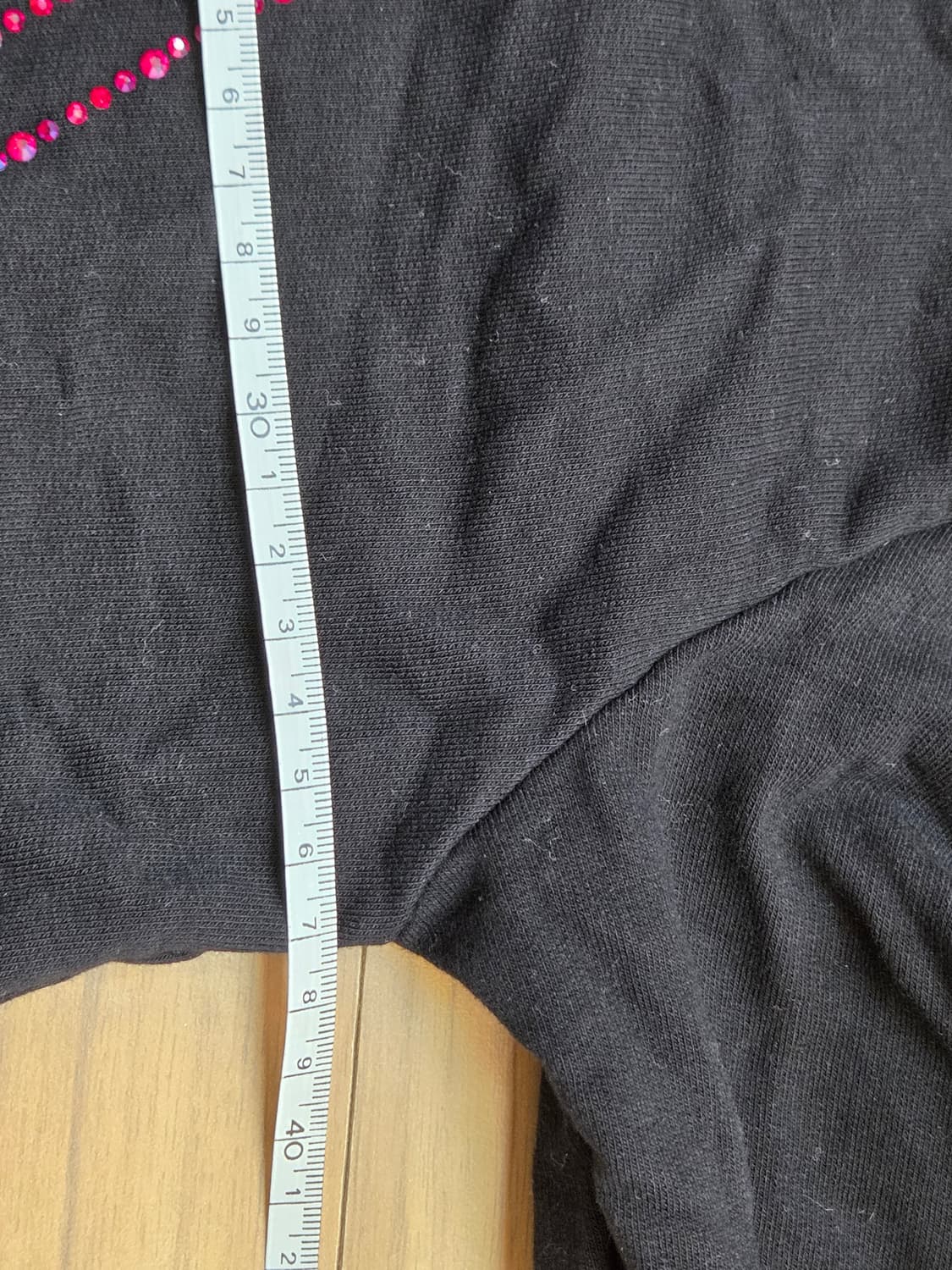 필립플레인 주니어 여아 원피스입니다. 블랙 색상 바탕에 핫핑크색 프린팅이 상품이미지8