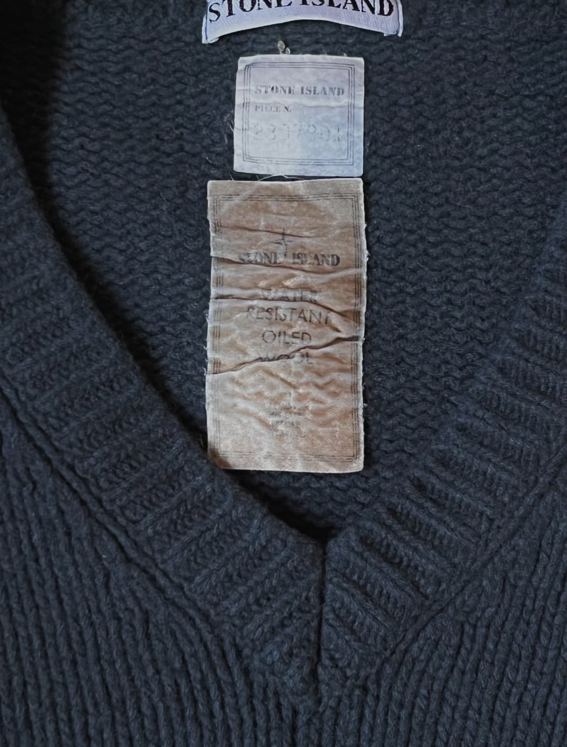 [M]92AW 스톤아일랜드 아카이브 브이넥 니트 상품이미지4