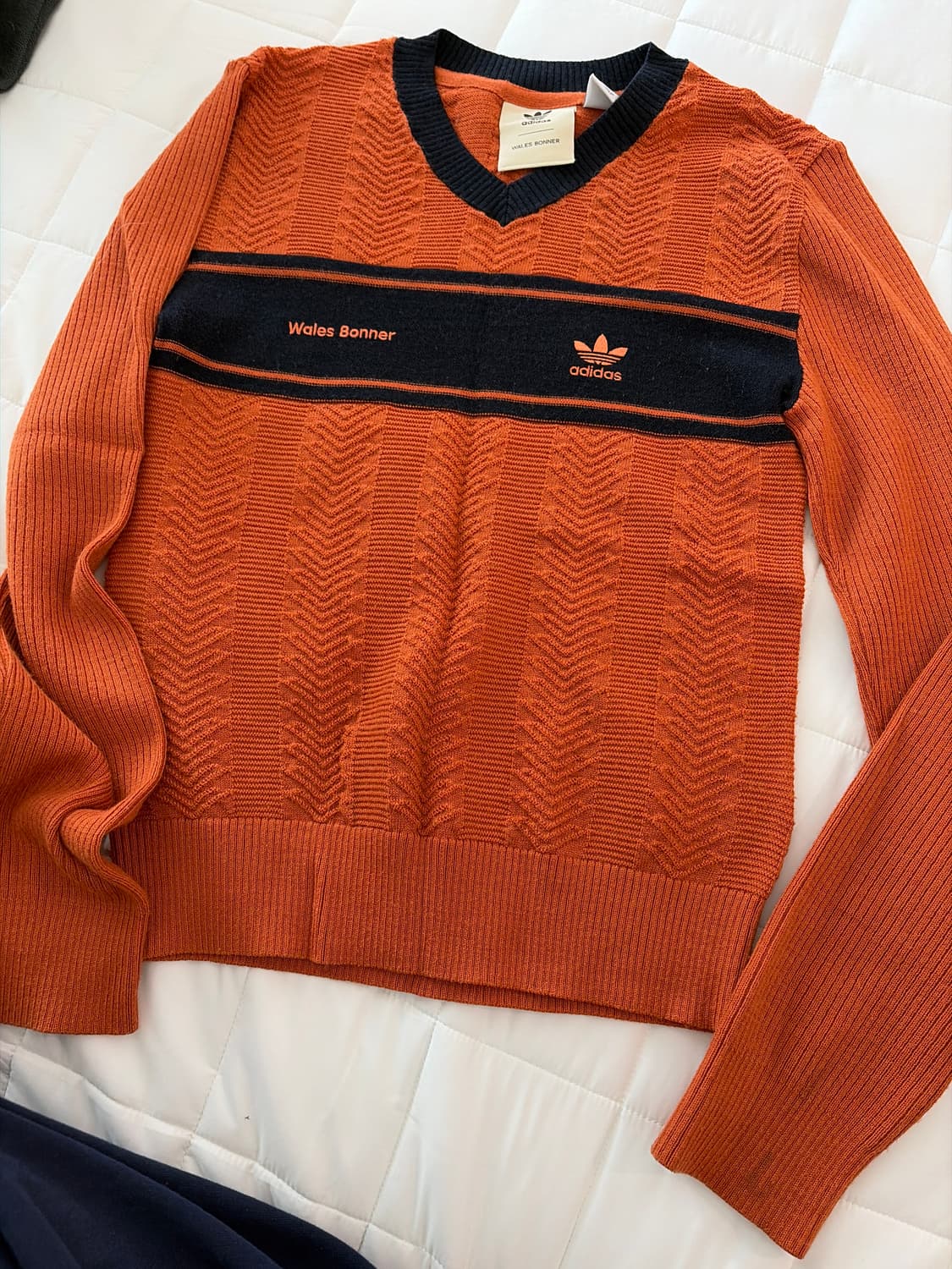 웨일즈보너 아디다스 스웨터 상품이미지2
