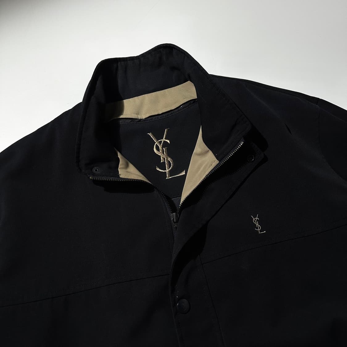 입생로랑 폴리쉘 싱글 자켓 블랙 상품이미지3