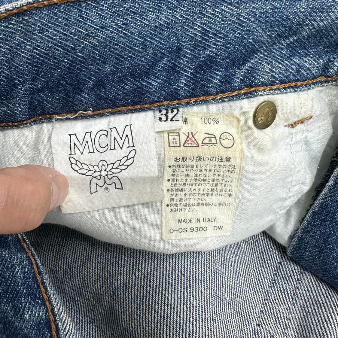 MCM O.T.C 엠씨엠 자수 디테일 이태리 진 데님 청바지  상품이미지8