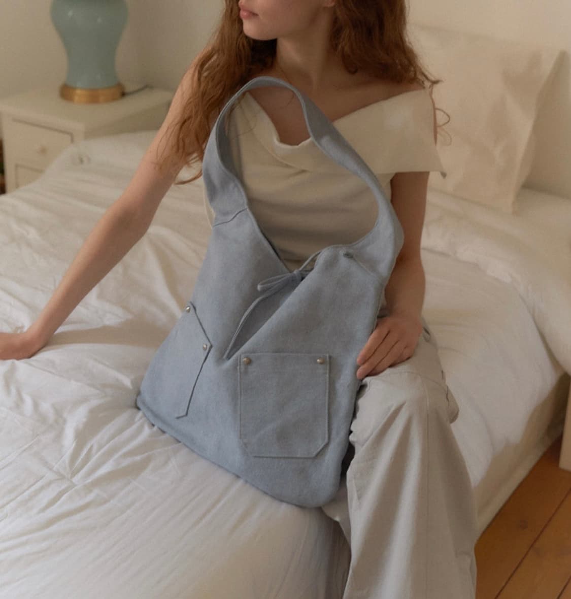 [미개봉 새상품] 아우로 스터드 숄더백🩵 보부상 추천 상품이미지1