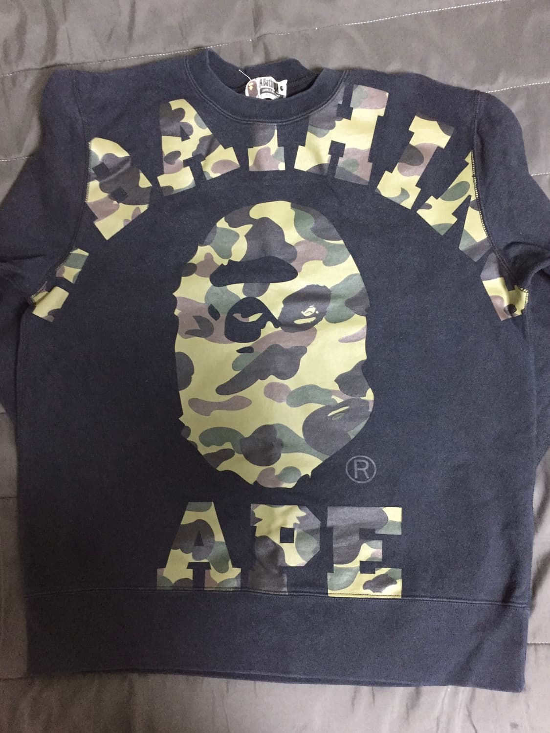 베이프 카모 맨투맨 Bape 1st Camo Sweatshirt 상품이미지1