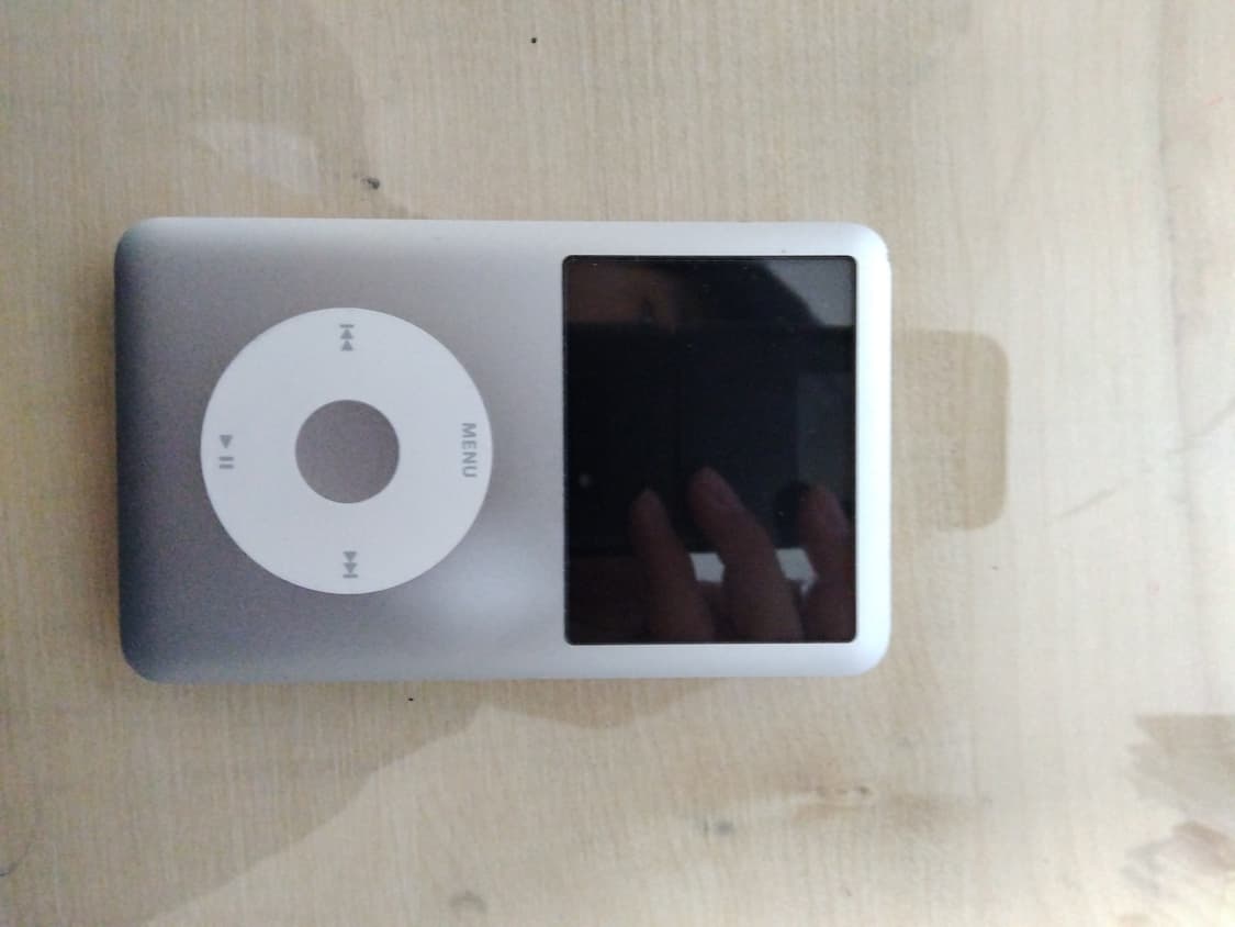 애플 아이팟 클래식 5세대 실버 160gb 상품이미지2