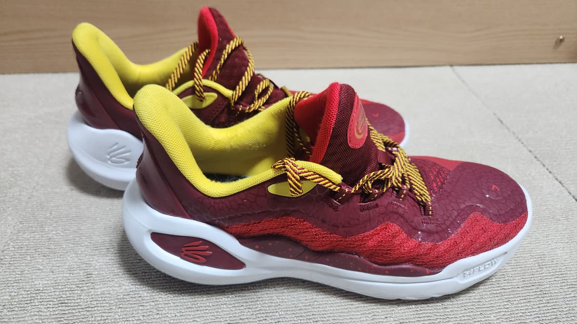 커리11 브루스리 에디션 280 상품이미지2