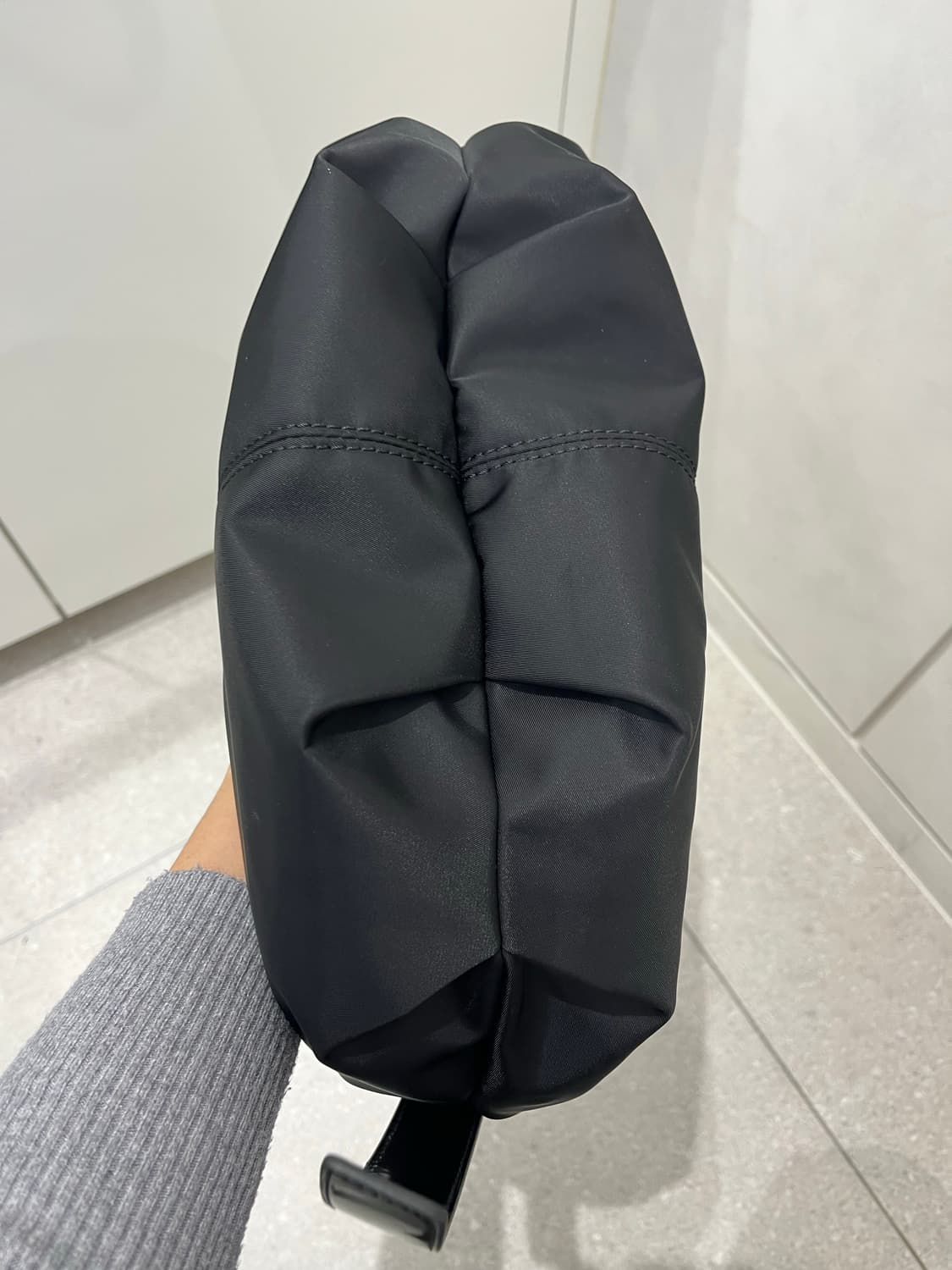 낫띵리튼 나일론 호보백 블랙 상품이미지6