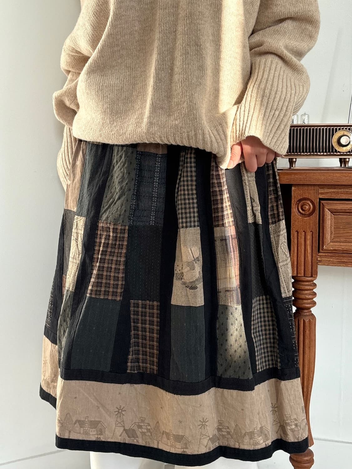 VTG 원숄더 니트 + 스티치 치마 상품이미지3