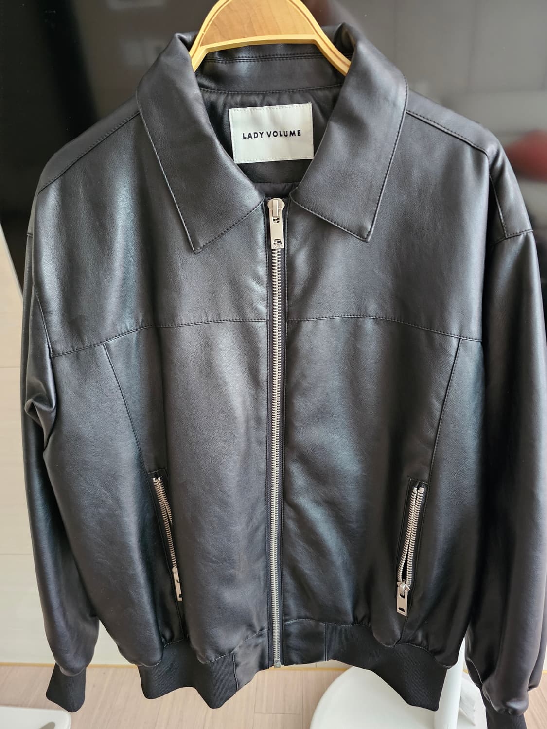 레이디볼륨 비건 레더 자켓 상품이미지1