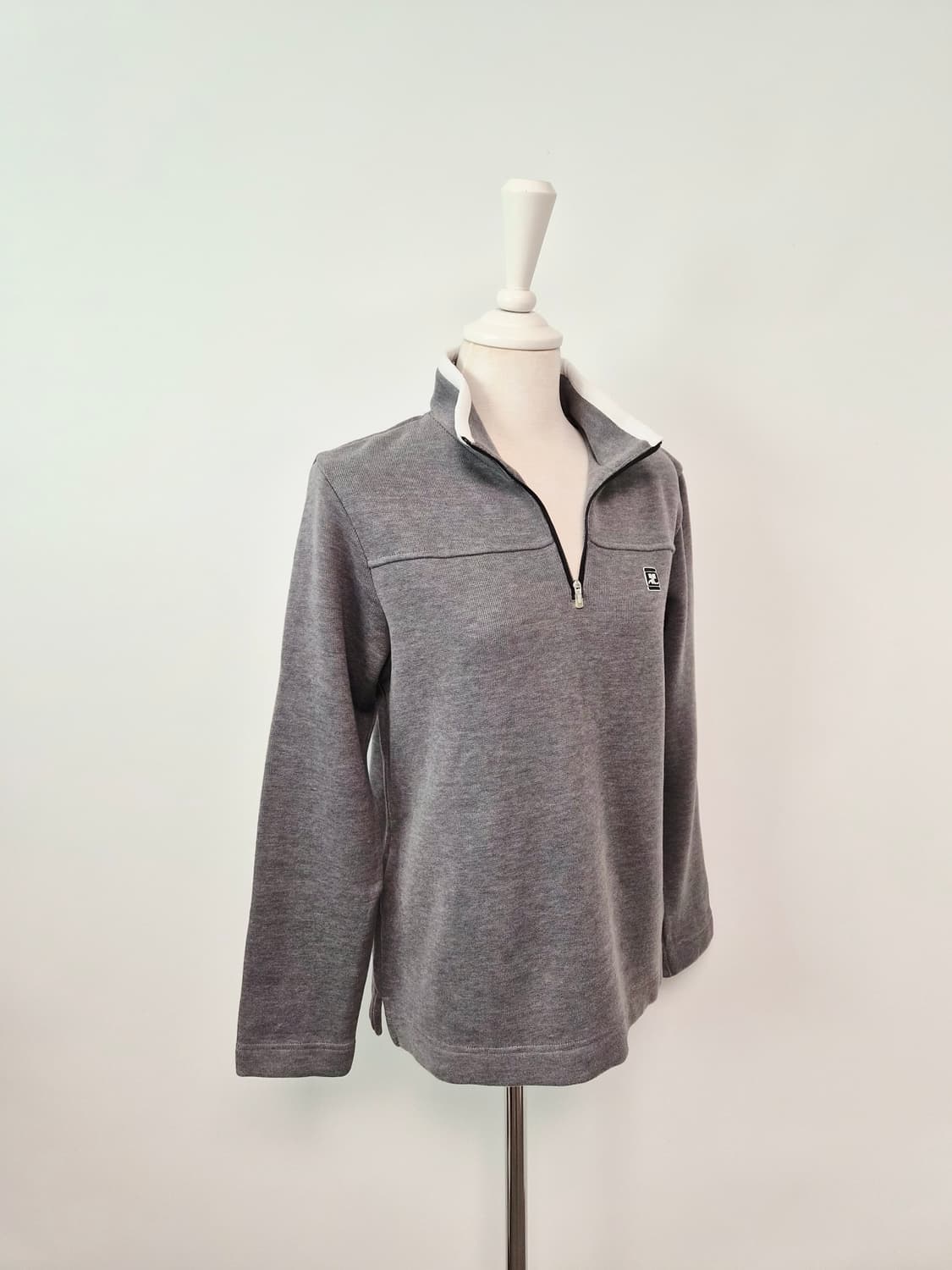 꾸레쥬 그레이 기모 집업 티셔츠 상품이미지4