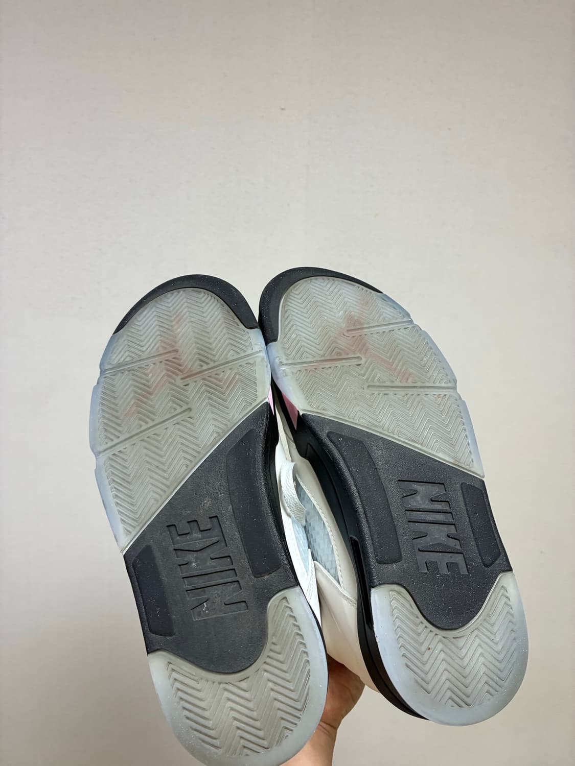 [260]나이키 에어조던5 레트로og 화이트 소프트핑크 상품이미지5