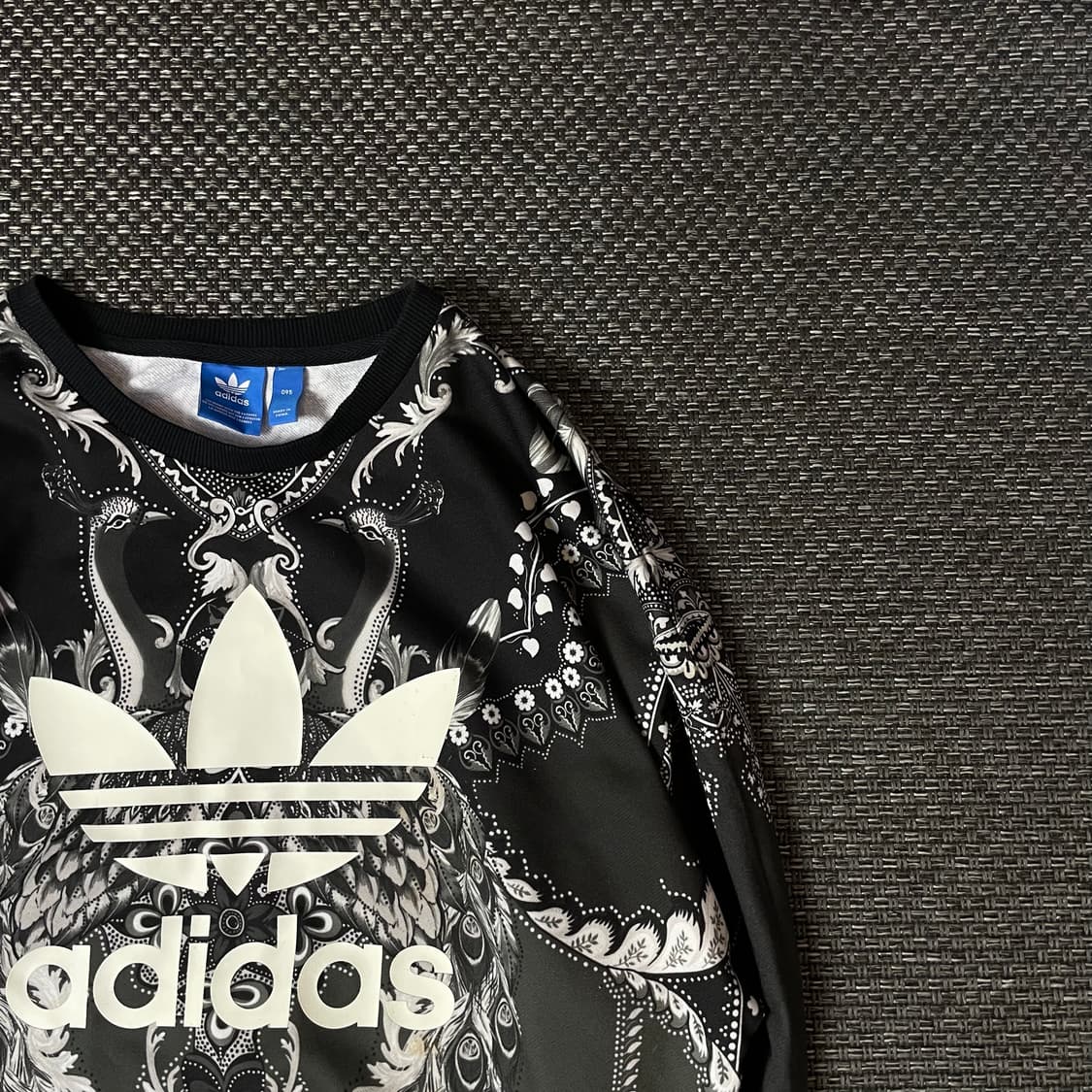 아디다스 블랙 파바오 맨투맨 95 상품이미지3