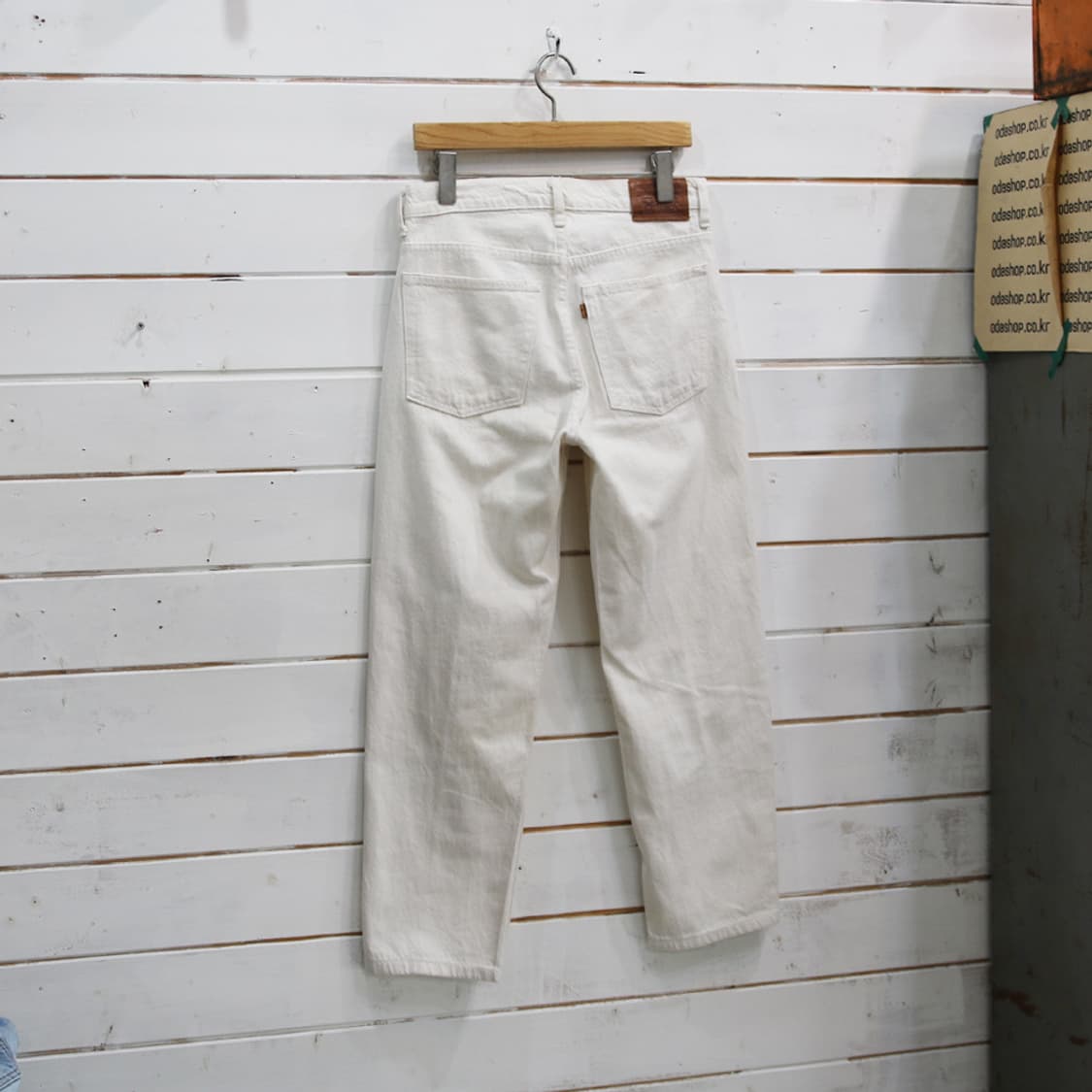 80's 리바이스 626-14 레더탭 화이트 진 (여성용 28.5) 상품이미지3