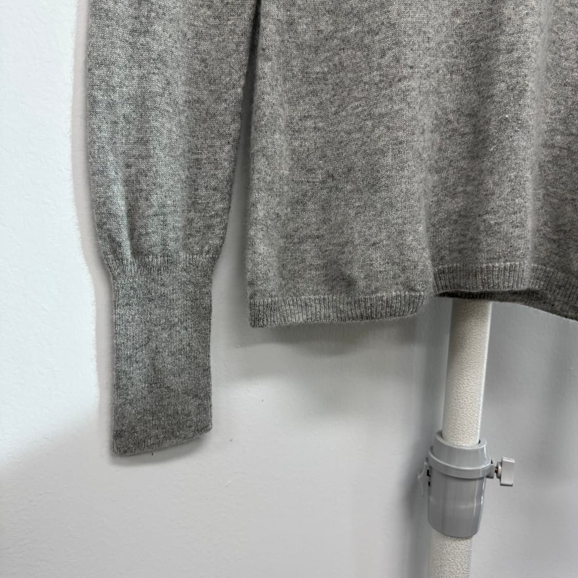 유니클로 캐시미어 터틀넥 니트 상품이미지3