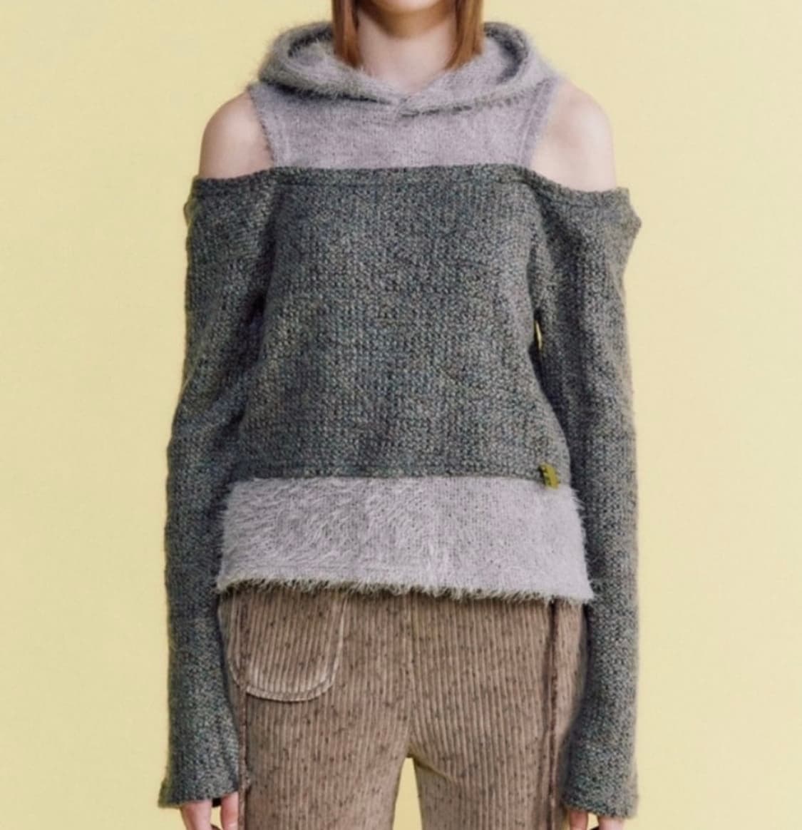 데비어퍼 컷아웃 니트 상품이미지1