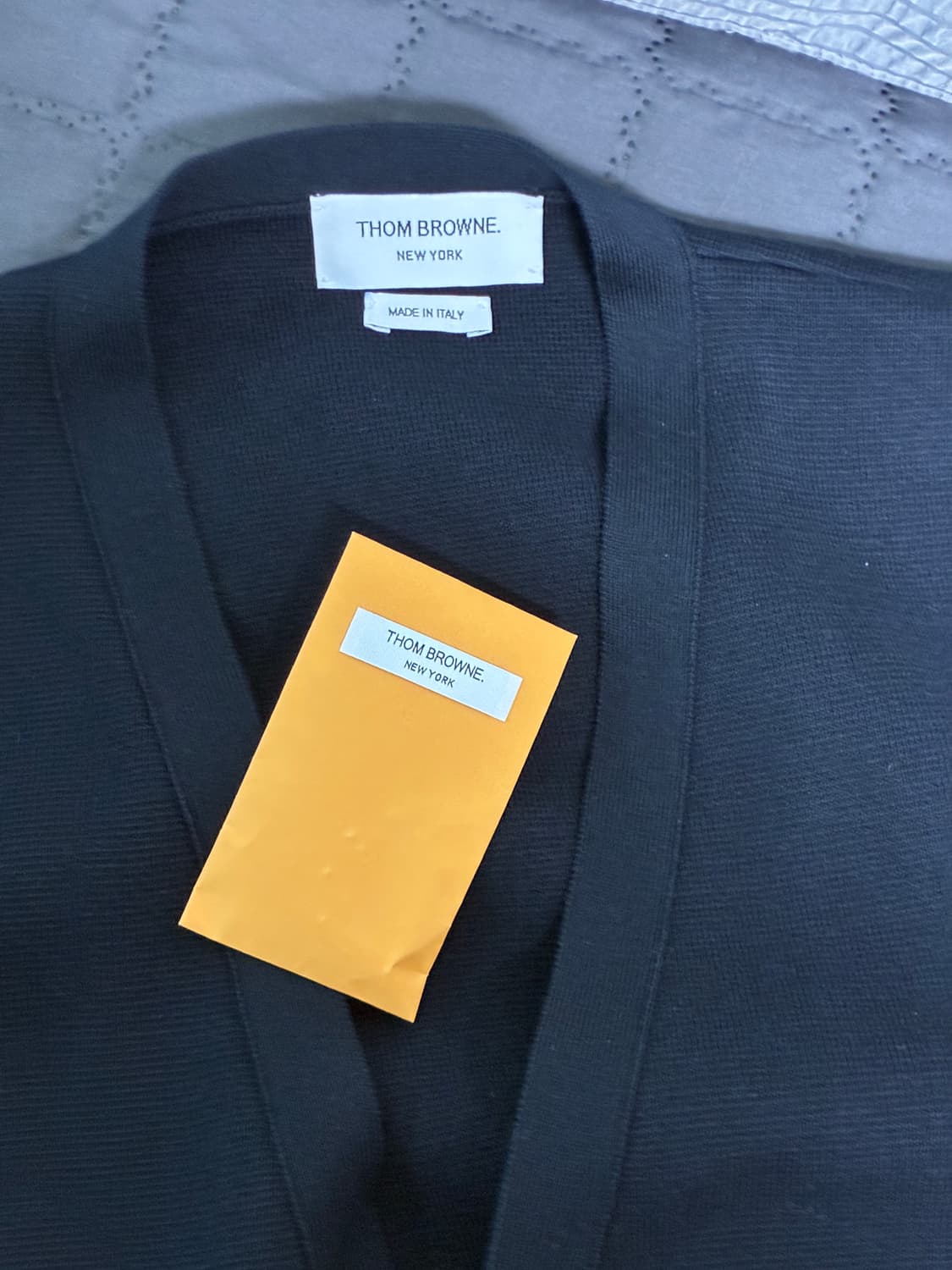 톰브라운 밀라노 스티치 금장 가디건 4사이즈 상품이미지2