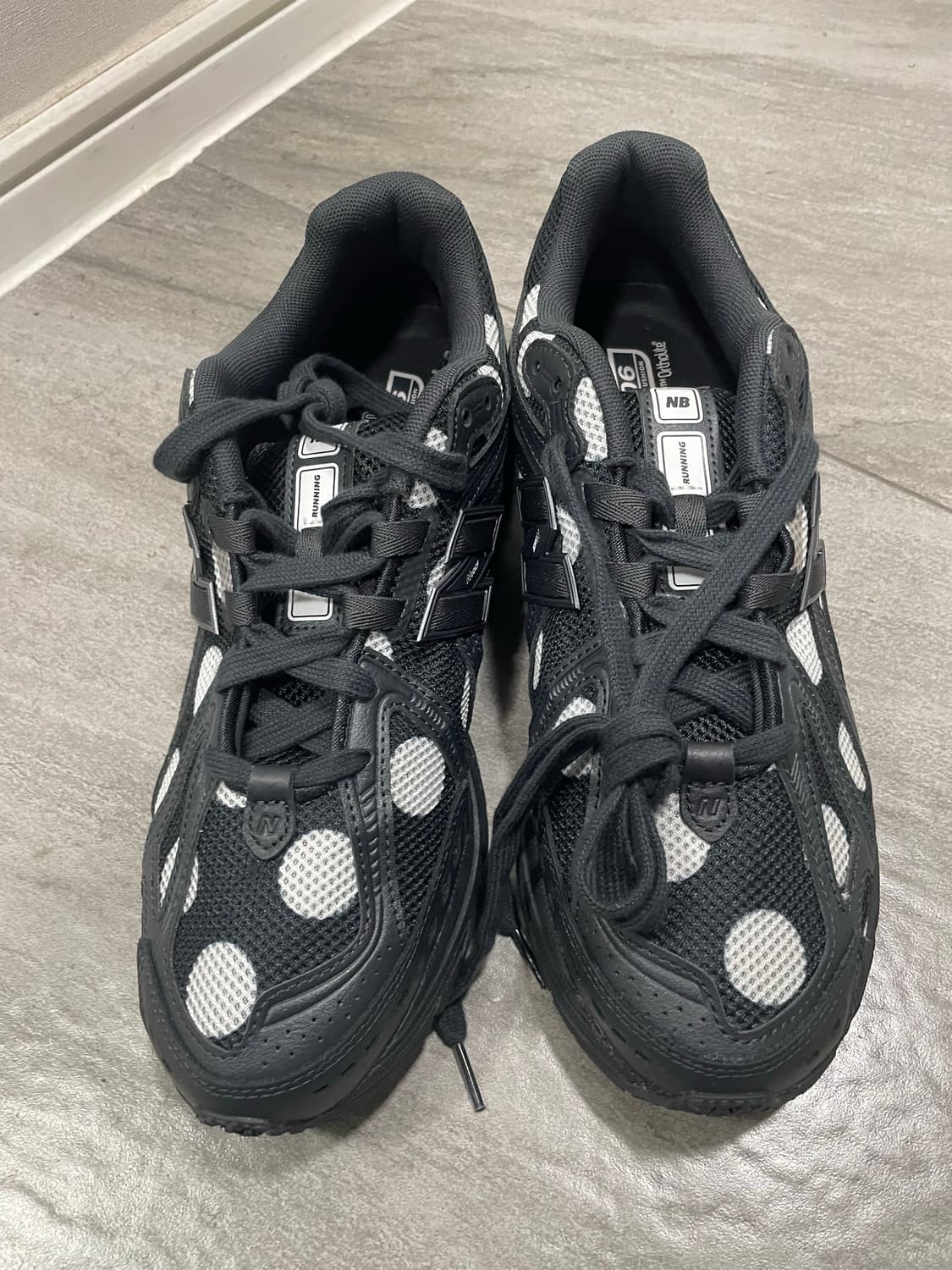 뉴발란스 1906 폴카 닷 블랙 새상품 285 상품이미지1